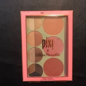 Pixie+Chloe Morello look palette